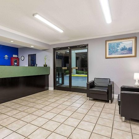 Days Inn By Wyndham Lugoff Eksteriør billede